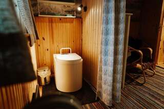 Дома для отпуска Ollero Eco Lodge (including a glass igloo) Рованиеми Дом с 3 спальнями-35